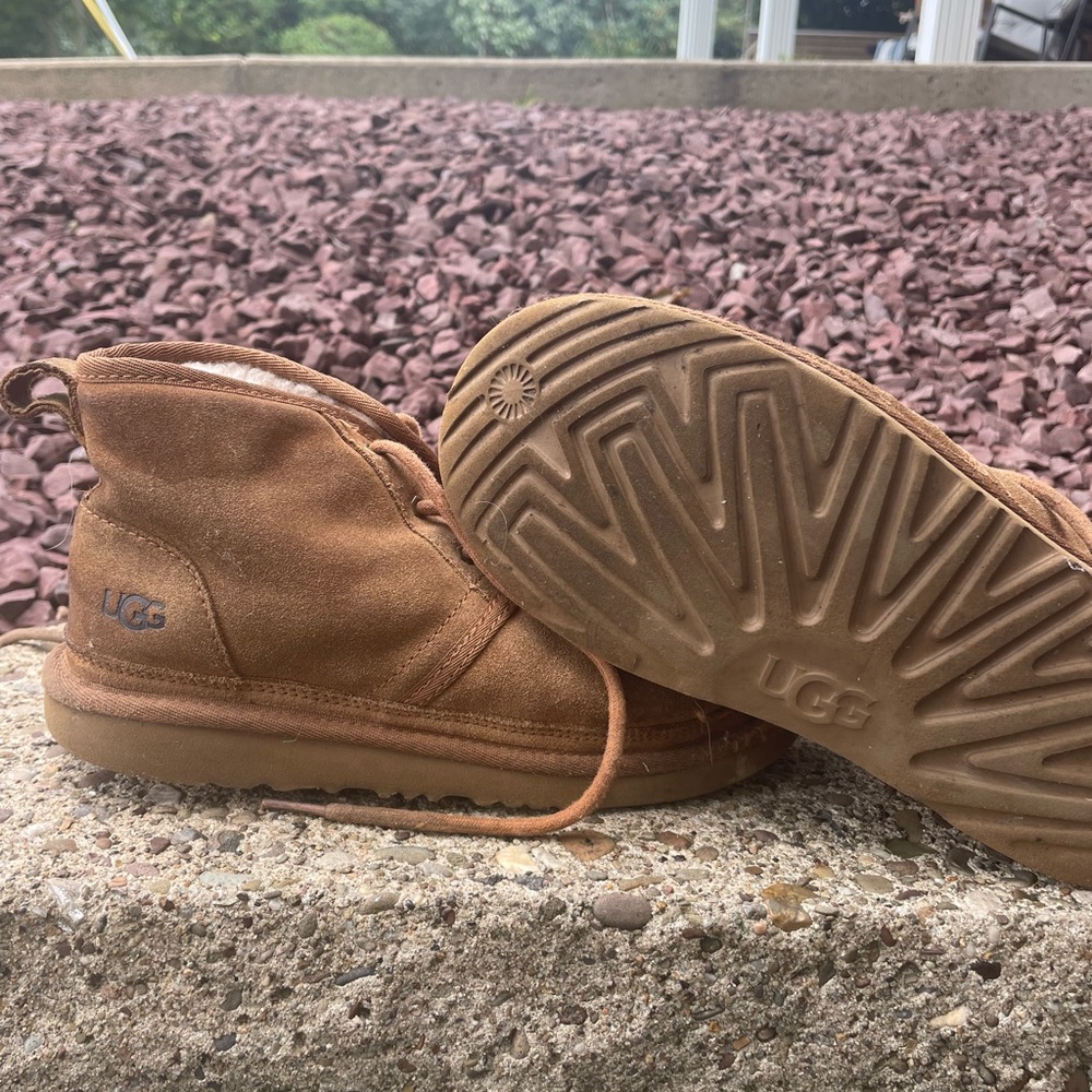 Youth ugg boots